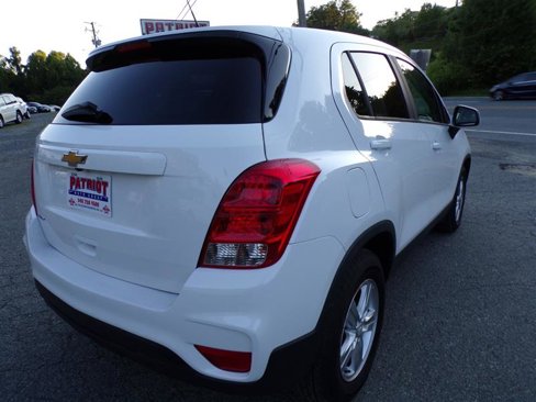 Used 2020 Chevrolet Trax LS w/ Fleet Convenience Package image 8
