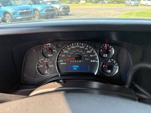 Used 2016 GMC Savana 3500 image 15