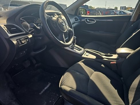 Used 2019 Nissan Sentra SR image 8
