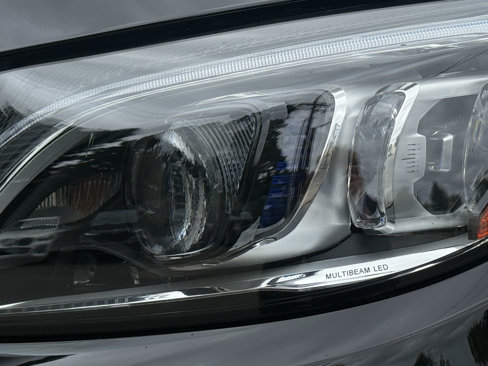 Used 2019 Mercedes-Benz C 300 Sedan w/ AMG Line image 18
