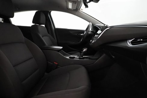 Used 2021 Chevrolet Malibu LT image 24