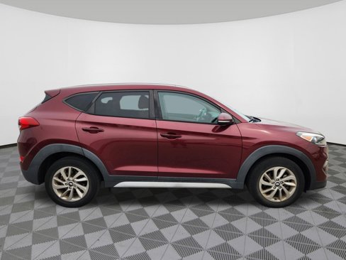 Used 2017 Hyundai Tucson SE Plus w/ Cargo Package image 6