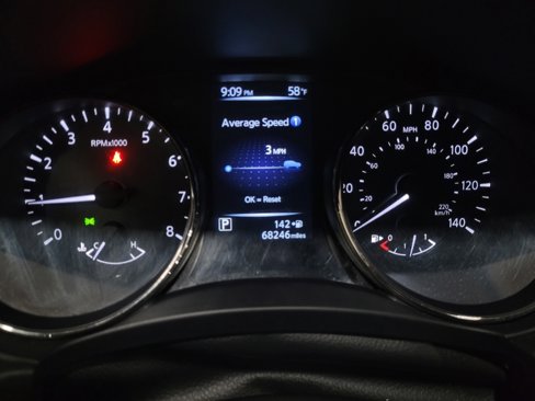 Used 2017 Nissan Rogue SV image 23