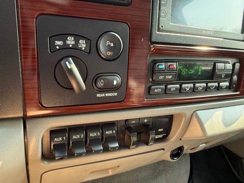 Used 2005 Ford F250 4x4 Crew Cab Super Duty image 29