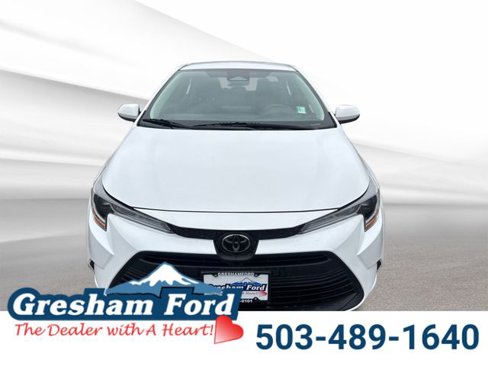 Used 2024 Toyota Corolla LE image 11