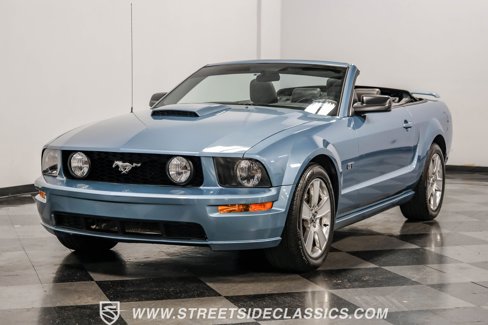 Used 2006 Ford Mustang GT image 17