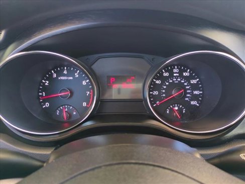 Used 2017 Kia Sedona LX image 11