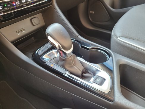 Used 2024 Buick Encore GX Avenir w/ Avenir Technology Package image 11