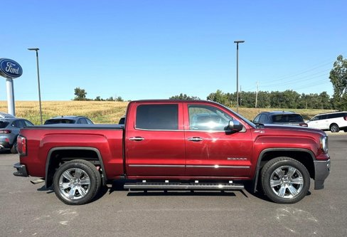 Used 2017 GMC Sierra 1500 SLT image 2