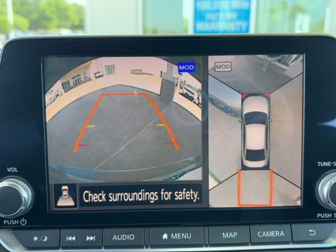 Used 2020 Nissan Altima 2.0 Platinum image 35
