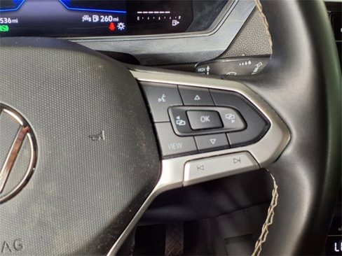 Used 2022 Volkswagen Tiguan SE image 27