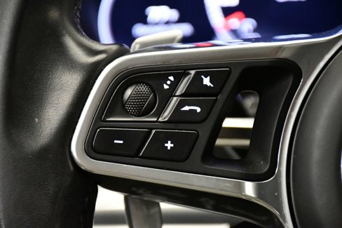 Certified 2018 Porsche Panamera 4S image 27