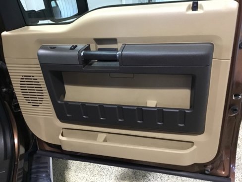 Used 2011 Ford F250 XLT w/ Chrome Pkg image 46