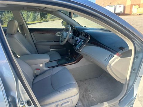 Used 2012 Toyota Avalon image 15