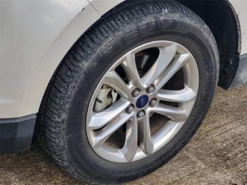 Used 2015 Ford Edge SEL w/ Equipment Group 201A image 5