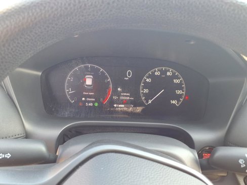 Used 2023 Honda HR-V LX image 12