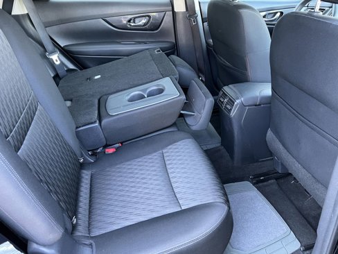 Used 2017 Nissan Rogue S w/ S Appearance Package image 19