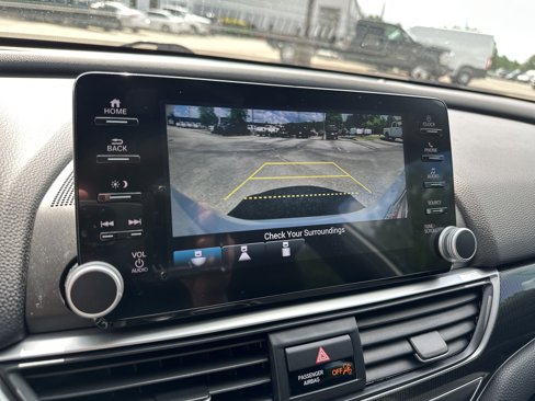 Used 2020 Honda Accord Sport image 28