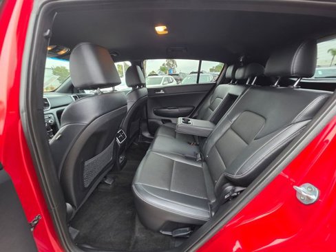 Used 2021 Kia Sportage S image 16