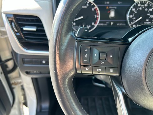 Used 2021 Nissan Rogue SL w/ Premium Package image 23