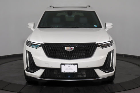Used 2022 Cadillac XT6 Sport w/ Technology Package image 8