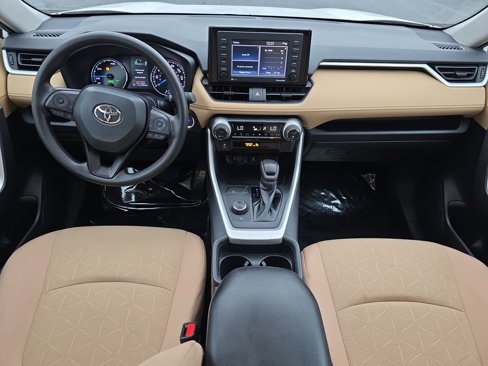 Used 2021 Toyota RAV4 XLE image 12