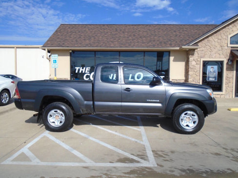 Used 2012 Toyota Tacoma PreRunner image 4