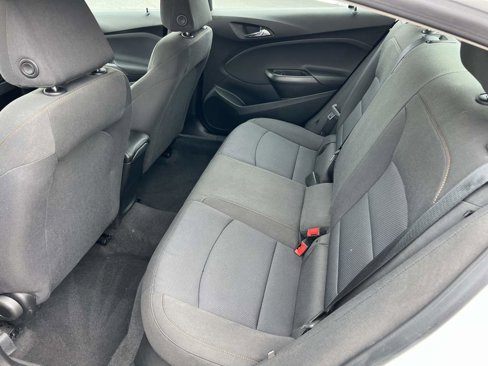 Used 2018 Chevrolet Cruze LS image 13