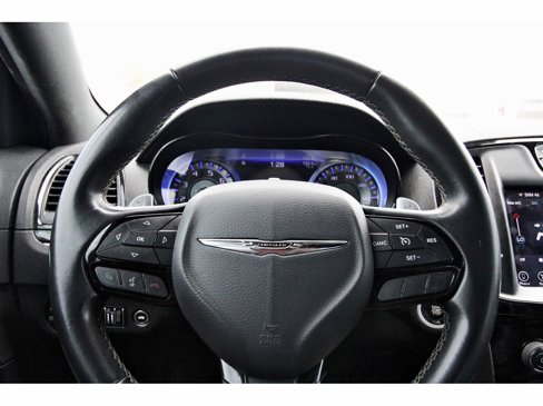 Used 2017 Chrysler 300 S image 15