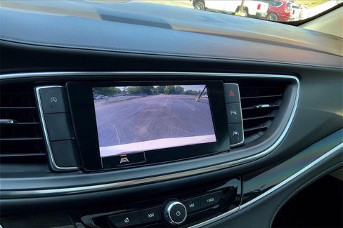 Used 2022 Buick Enclave Essence image 22