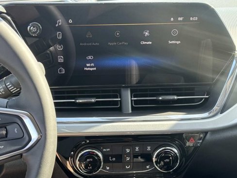 New 2025 Chevrolet Trax LT w/ Driver Confidence Package image 25