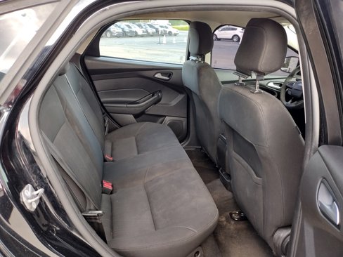 Used 2018 Ford Focus SE image 8