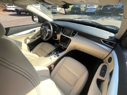 Used 2019 INFINITI QX50 Luxe w/ Cargo Package image 16