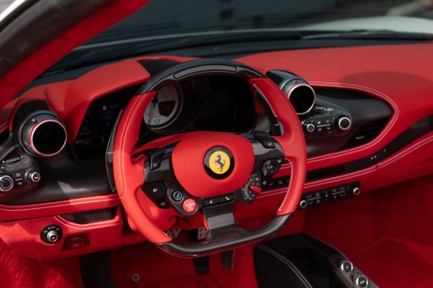 Used 2023 Ferrari F8 Tributo image 7