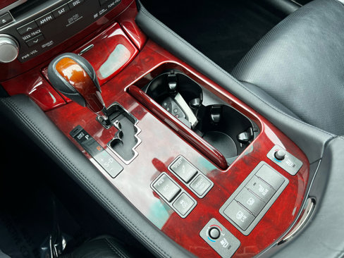 Used 2010 Lexus LS 460 L image 18