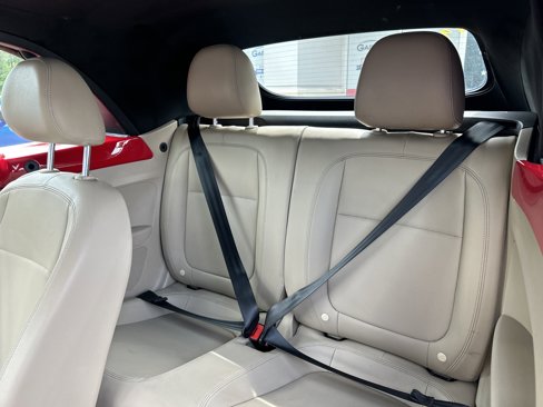 Used 2014 Volkswagen Beetle TDI image 13