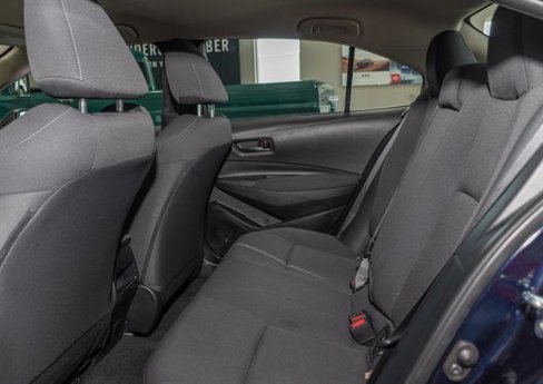 Used 2022 Toyota Corolla LE image 13