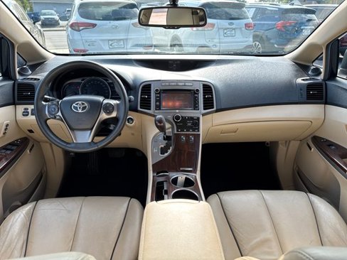 Used 2013 Toyota Venza XLE image 14