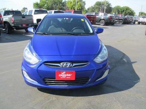 Used 2012 Hyundai Accent SE image 8