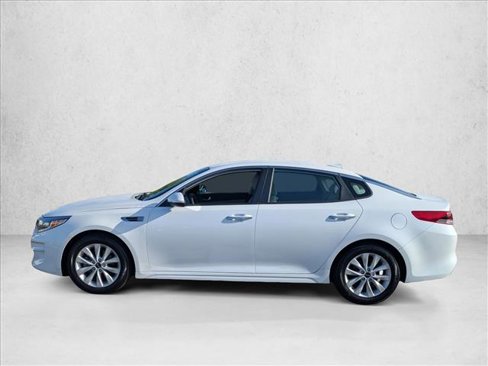 Used 2018 Kia Optima LX w/ 17" Alloy Wheels Package image 9