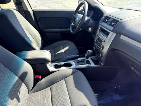 Used 2012 Ford Fusion SE image 27