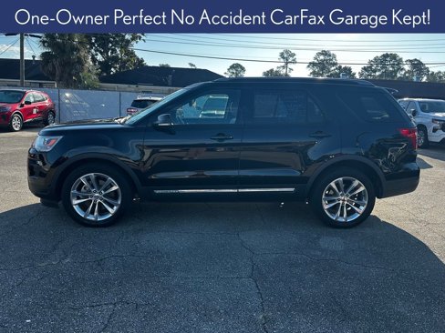 Used 2018 Ford Explorer XLT w/ Equipment Group 202A image 2