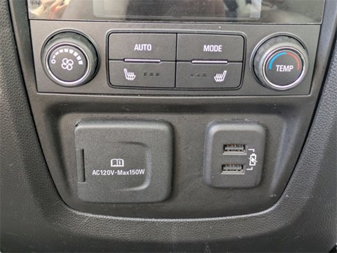 Used 2023 Buick Enclave Premium w/ Experience Buick Package image 17