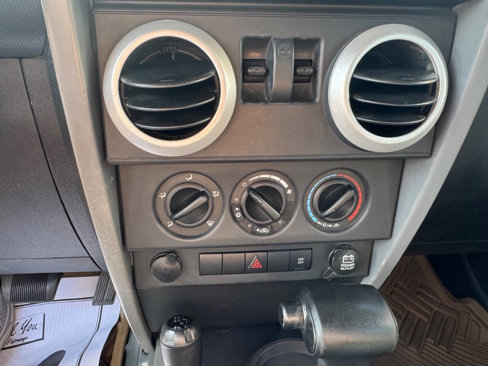 Used 2008 Jeep Wrangler Sahara w/ PWR Convenience Group image 21