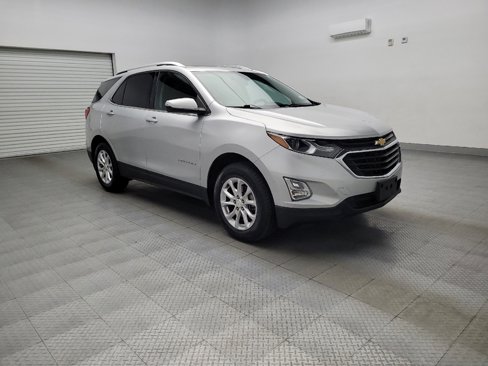 Used 2018 Chevrolet Equinox LT w/ Sun & Infotainment Package image 13