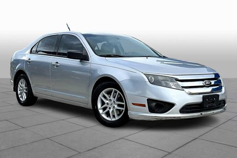 Used 2012 Ford Fusion S image 2