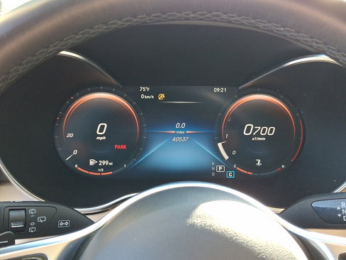 Used 2022 Mercedes-Benz GLC 300 4MATIC image 23