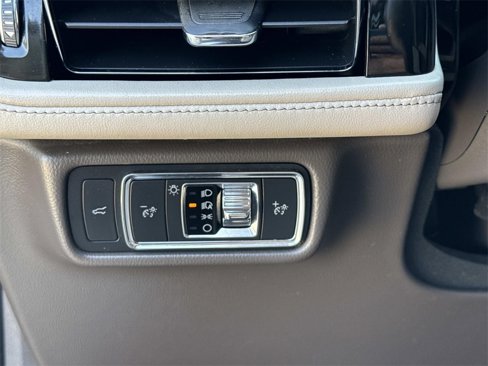 Used 2021 Lincoln Aviator 2WD image 20