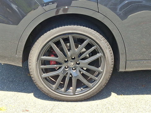 Certified 2022 Maserati Levante Modena image 6