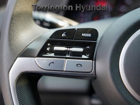 Used 2022 Hyundai Elantra SEL w/ Cargo Package image 18